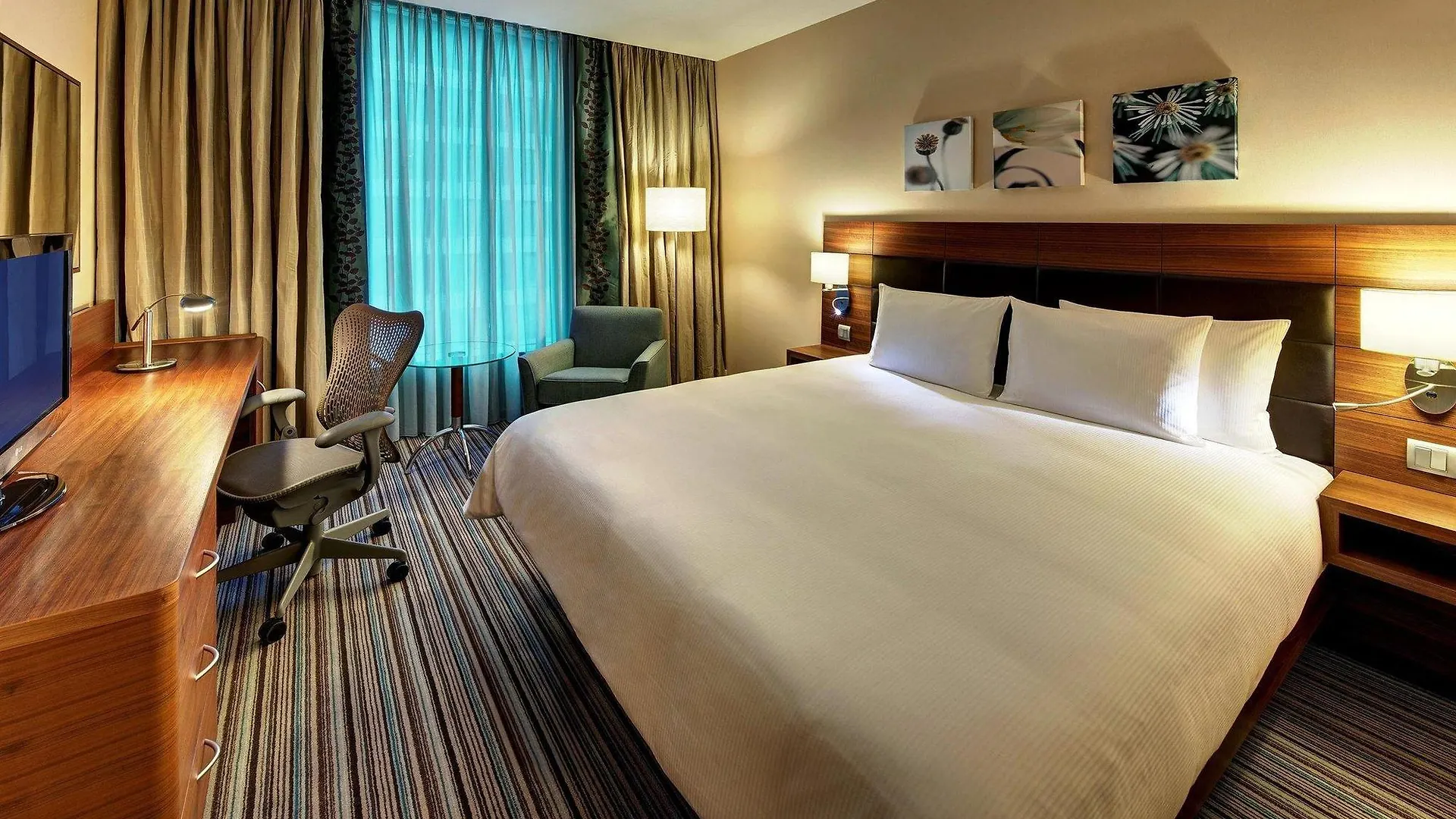 Saint-Gilles Hilton Garden Inn Brussels City Centre