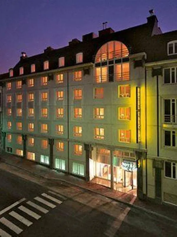 Saint-Gilles Hilton Garden Inn Brussels City Centre מלון